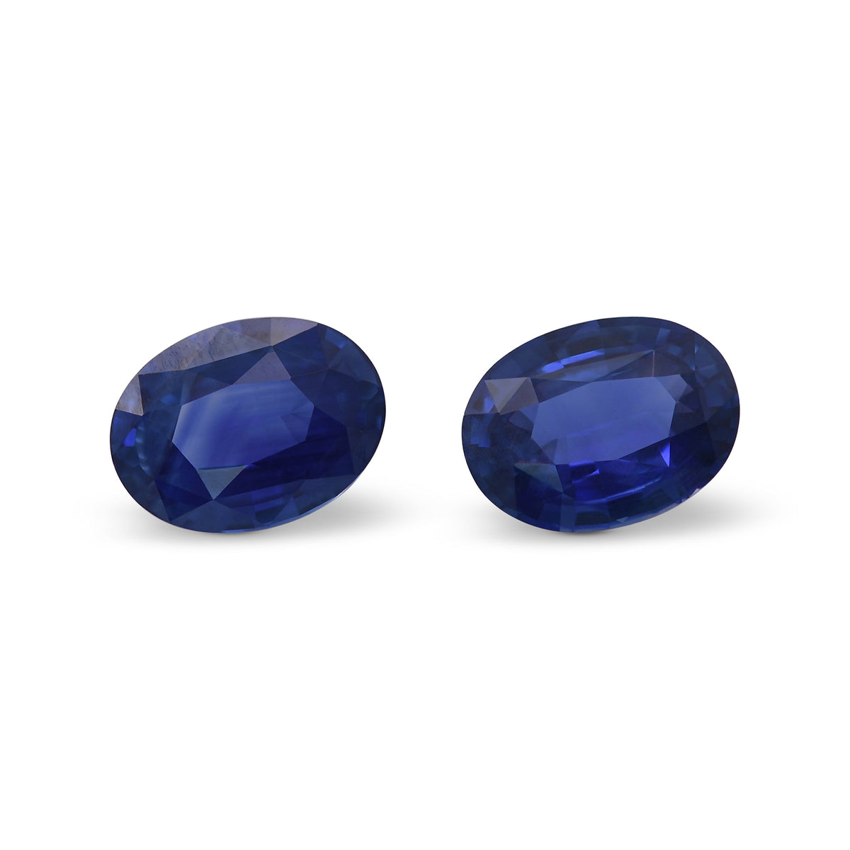 Oval Sapphire | 3.79 ct | Blue | GIA | Ref 722694