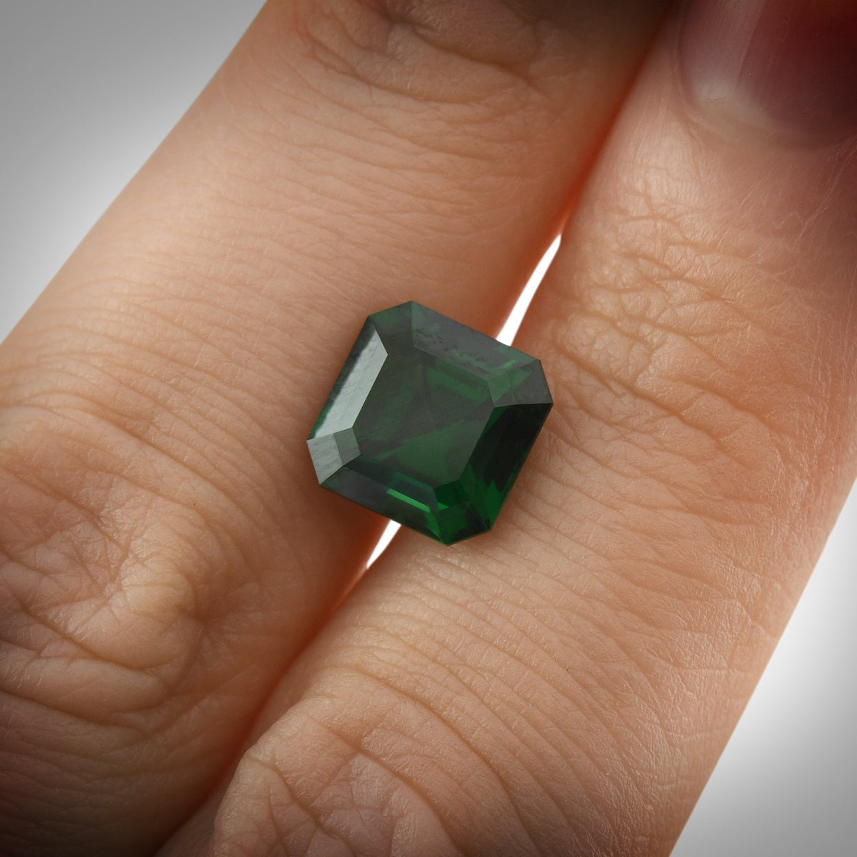 Asscher Gemstone | 3.93 ct | Green | GWLAB | Ref 724255