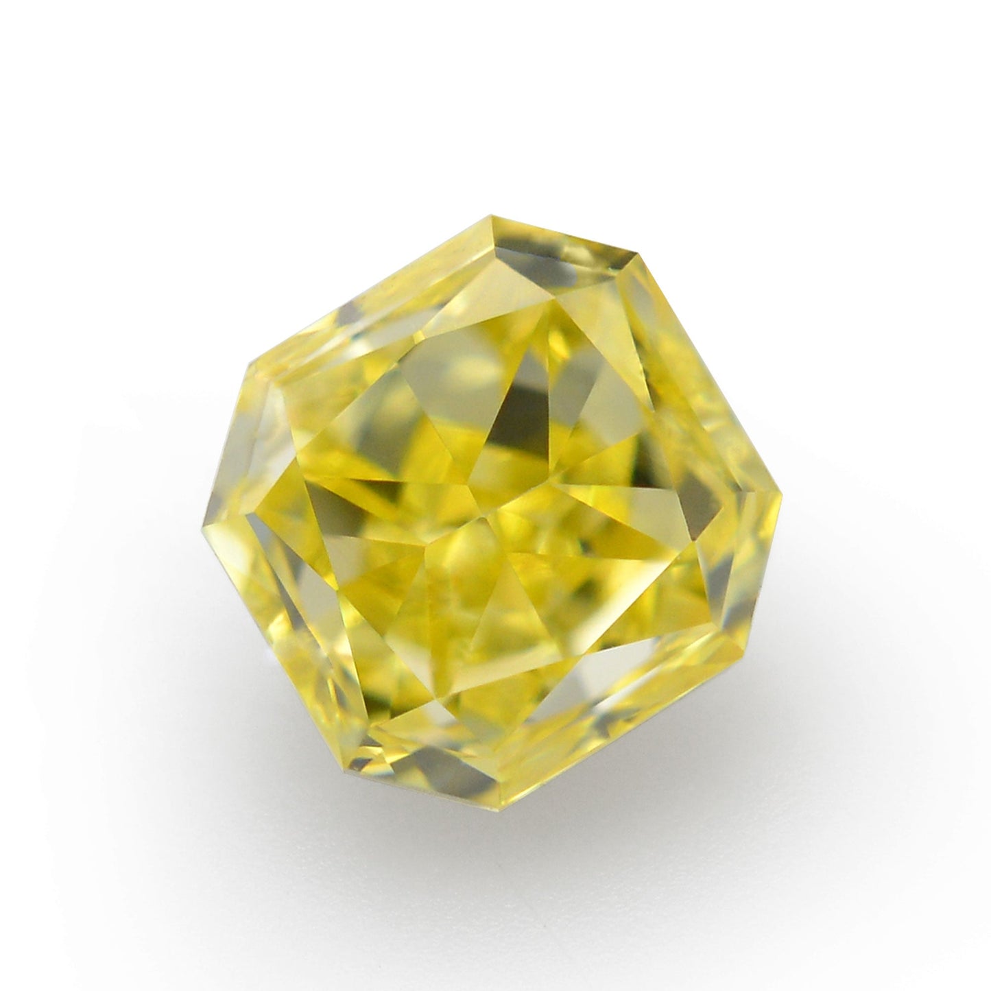 0,35 Karat Fancy Intense Yellow Radiant VVS1 IGI