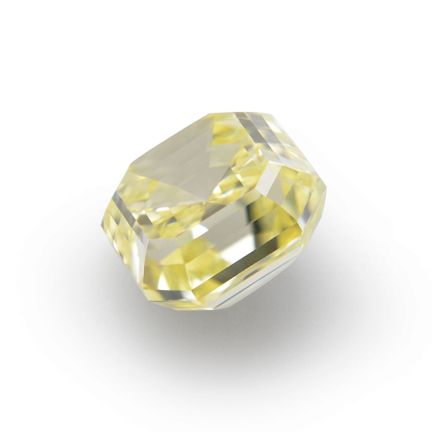 0,62 Karat gelber Asscher-Diamant (Fancy Yellow), VVS2, IGI
