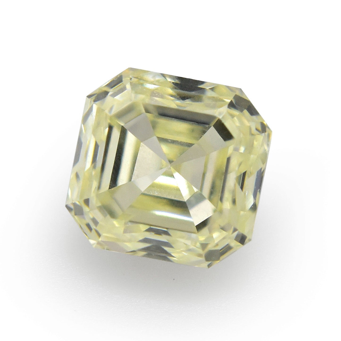 0,36 Karat W-X Asscher Diamant SI1 IGI