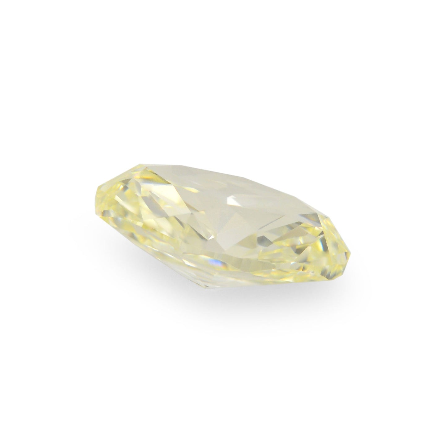 0,93 Karat Q-R Ovaler Diamant VS2 IGI