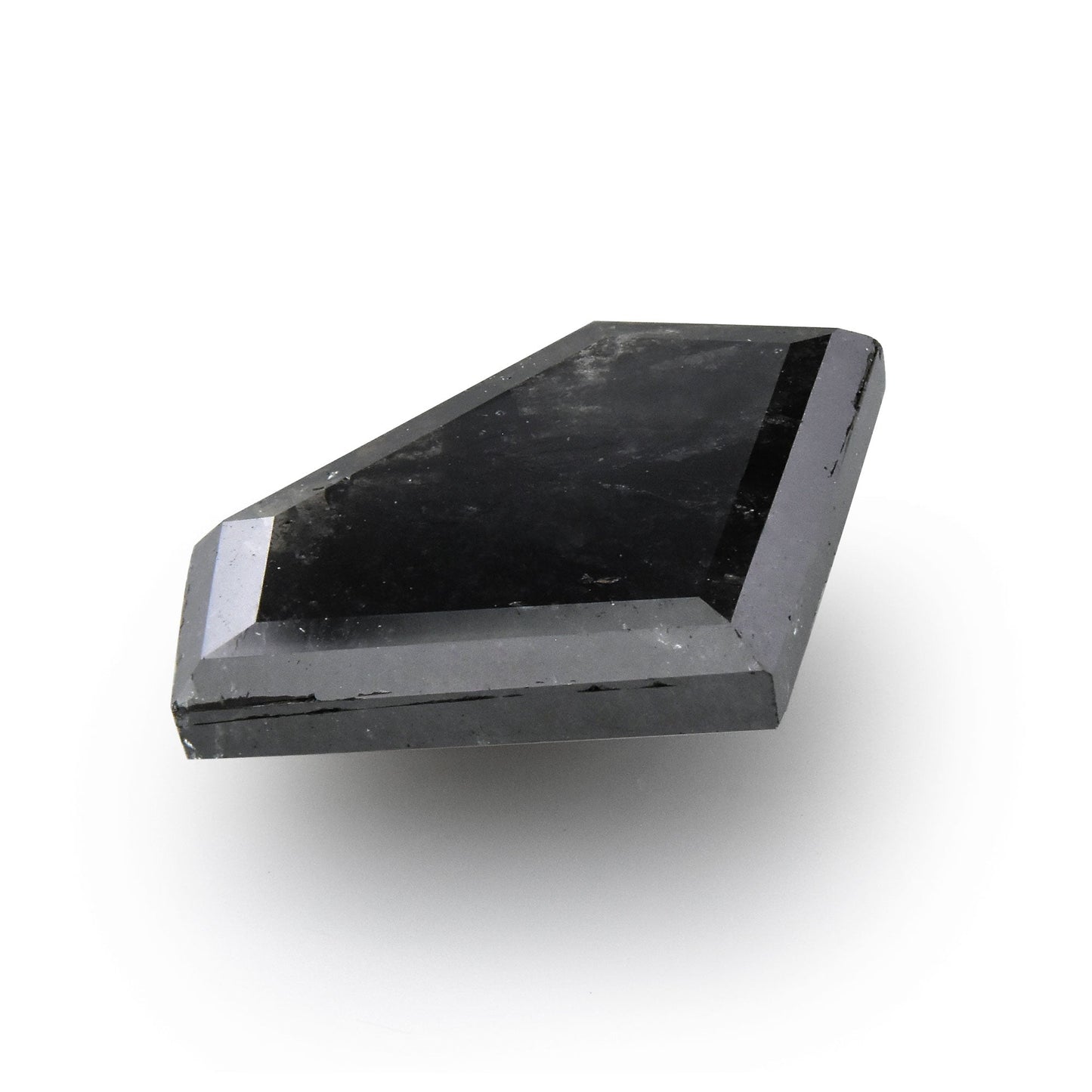 3,57 Karat Fancy Black Shield-Cut Diamant GIA