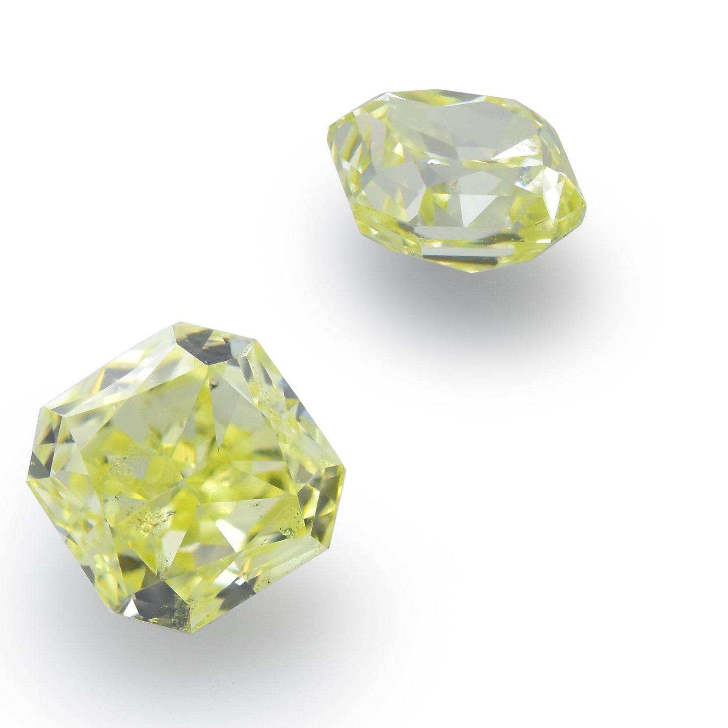 0,60 Karat Fancy Yellow Radiant Diamanten (I1)