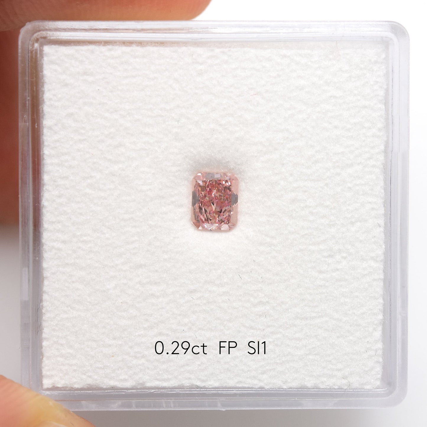 0,29 Karat Fancy Pink Radiant Diamant SI1 GIA