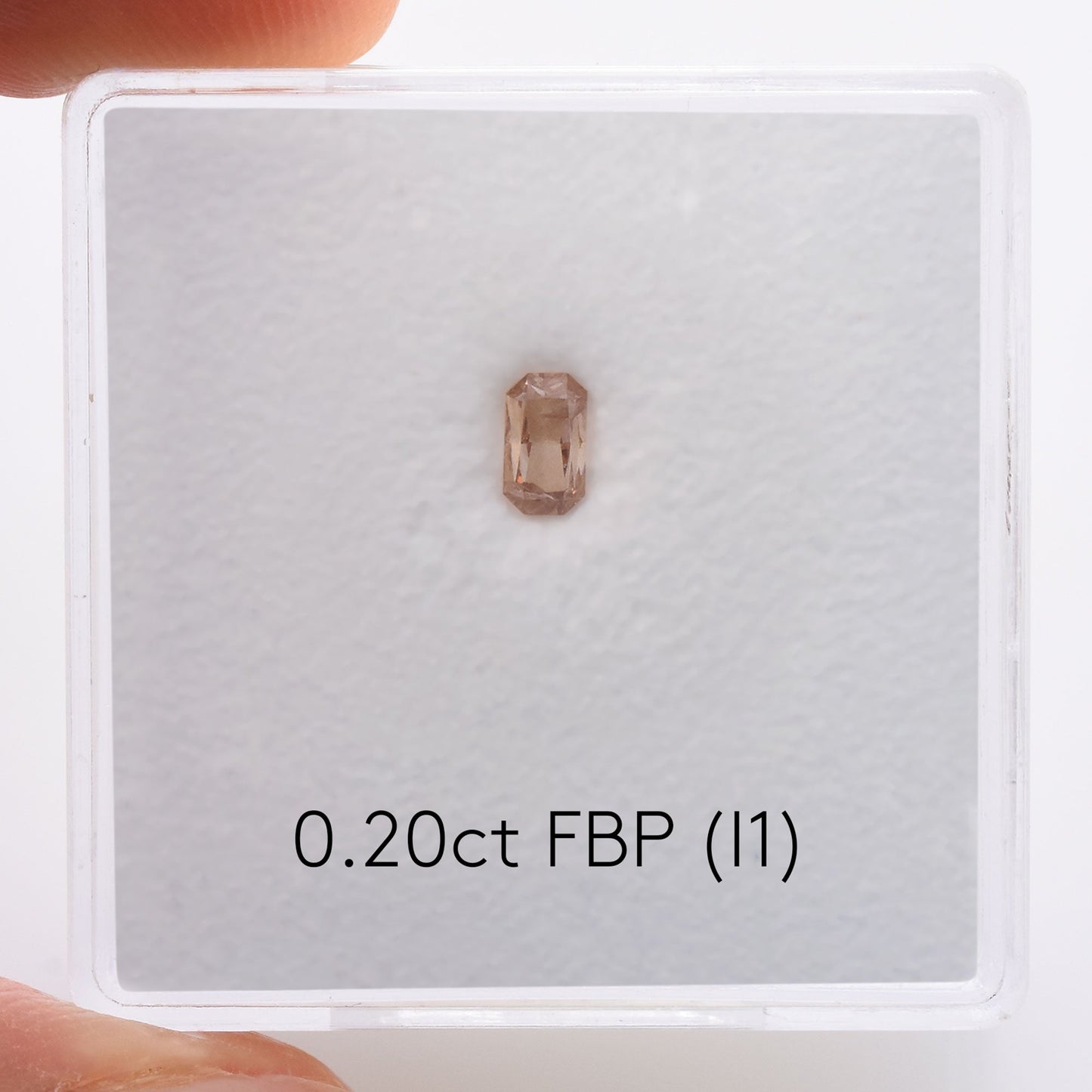 0,20 Karat Fancy Brown Pink Radiant Diamond (I1) GIA