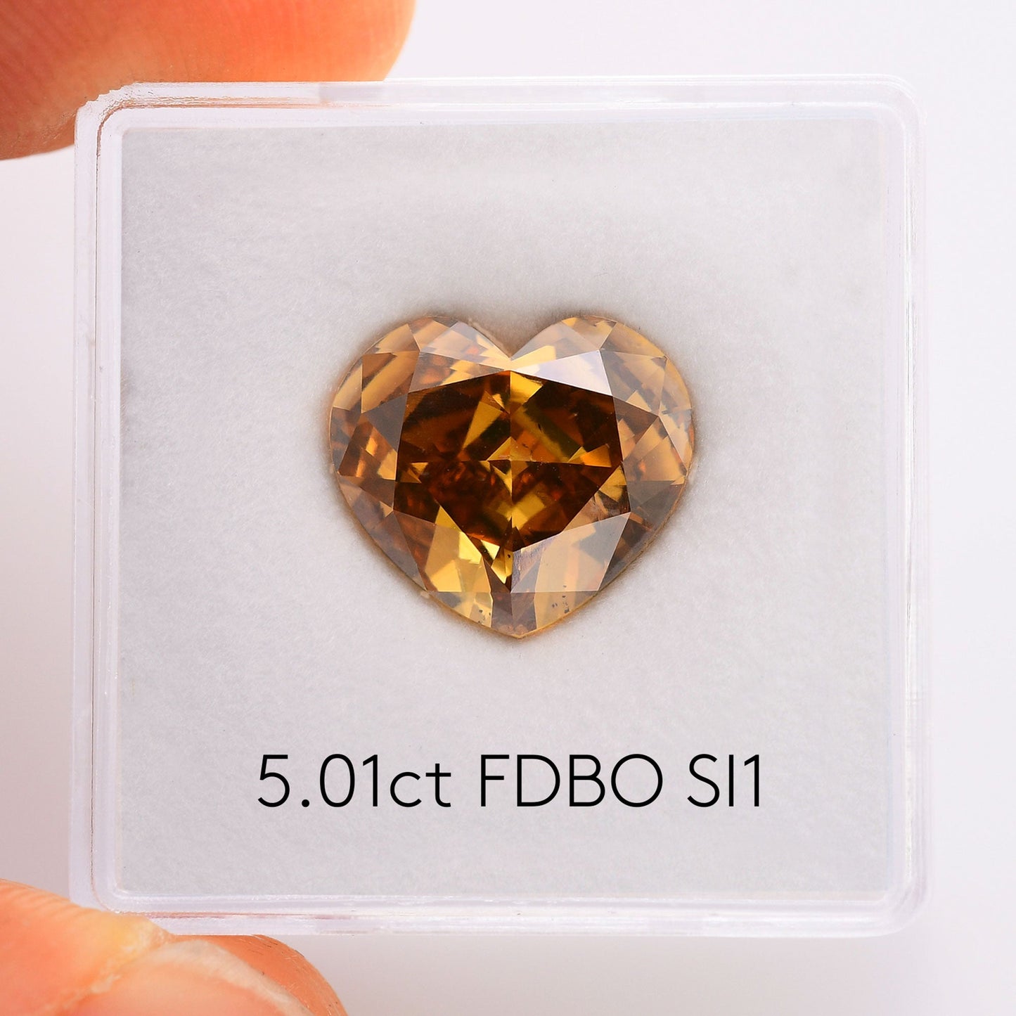 5,01 Karat Fancy Deep Brown Orange Heart Diamant SI1 GIA