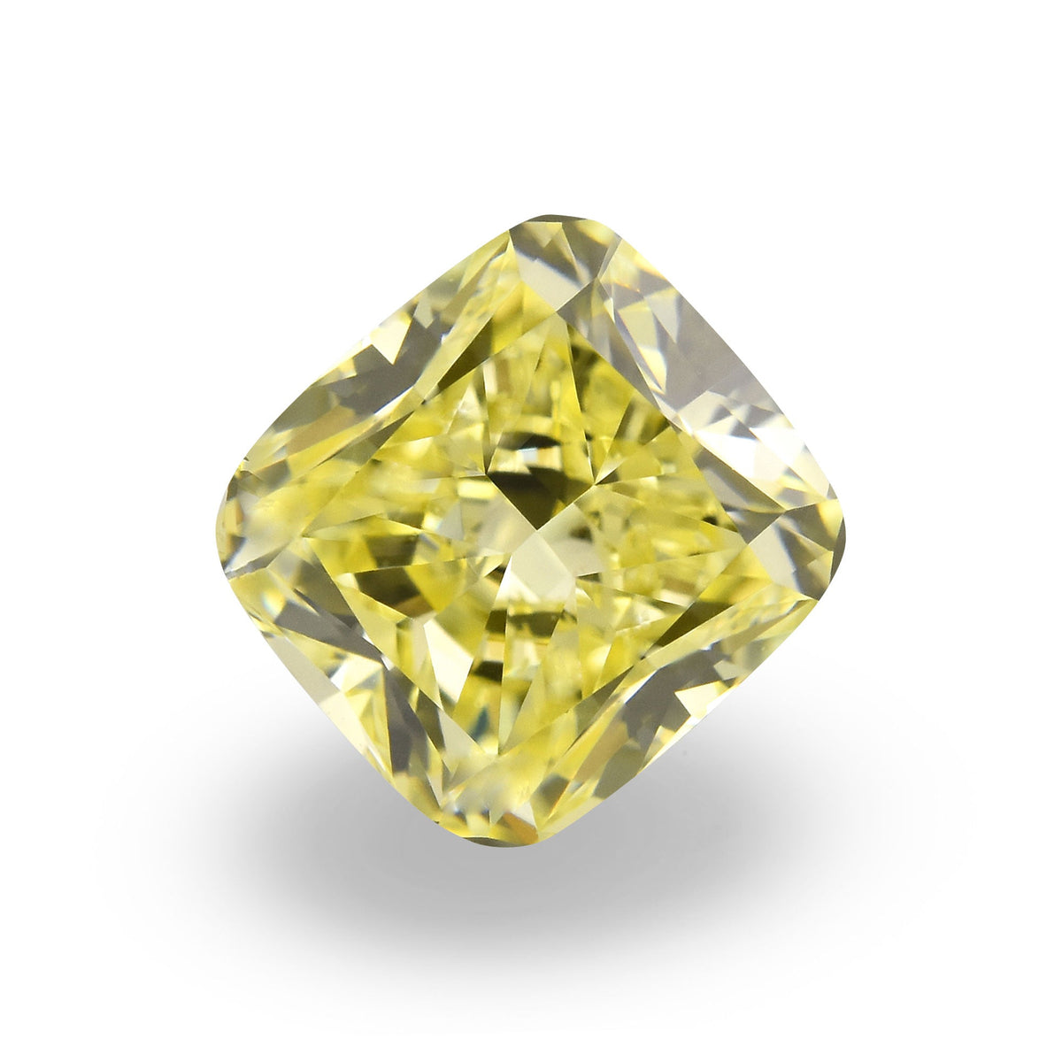 0,70 Karat Fancy Yellow Cushion Diamond VS1 GIA