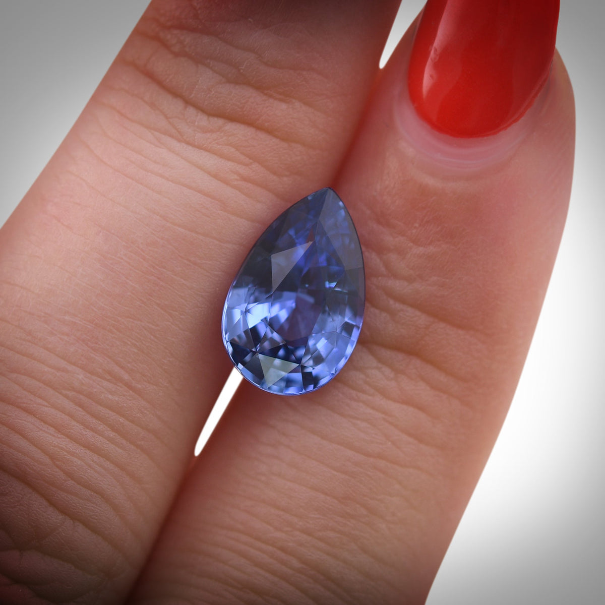 Birnenförmiger Saphir | 4,04 ct | Blau | CD | Ref. 719419
