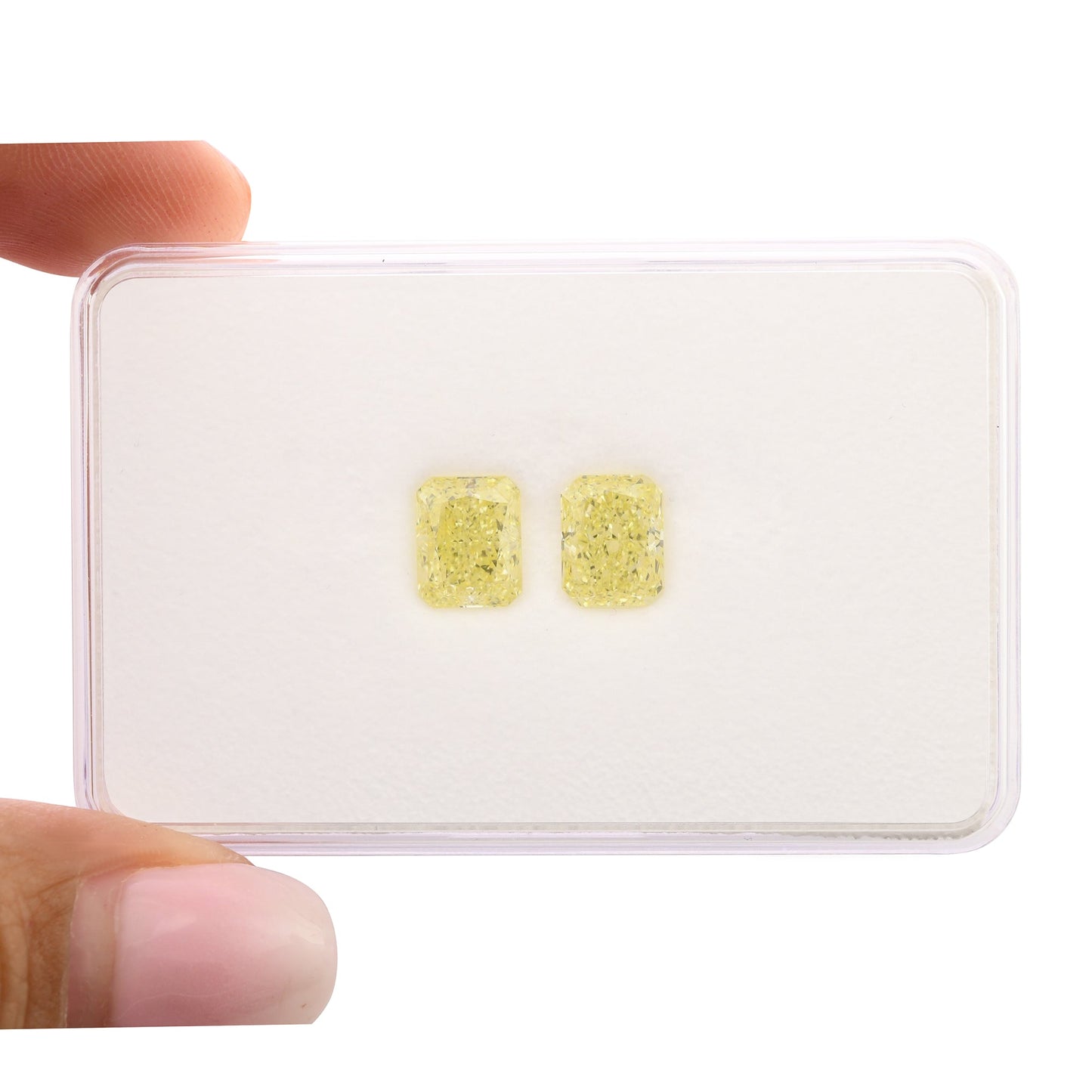 4,08 Karat Fancy Light Yellow Radiant Diamanten (VVS2, GIA-zertifiziert) – Paar