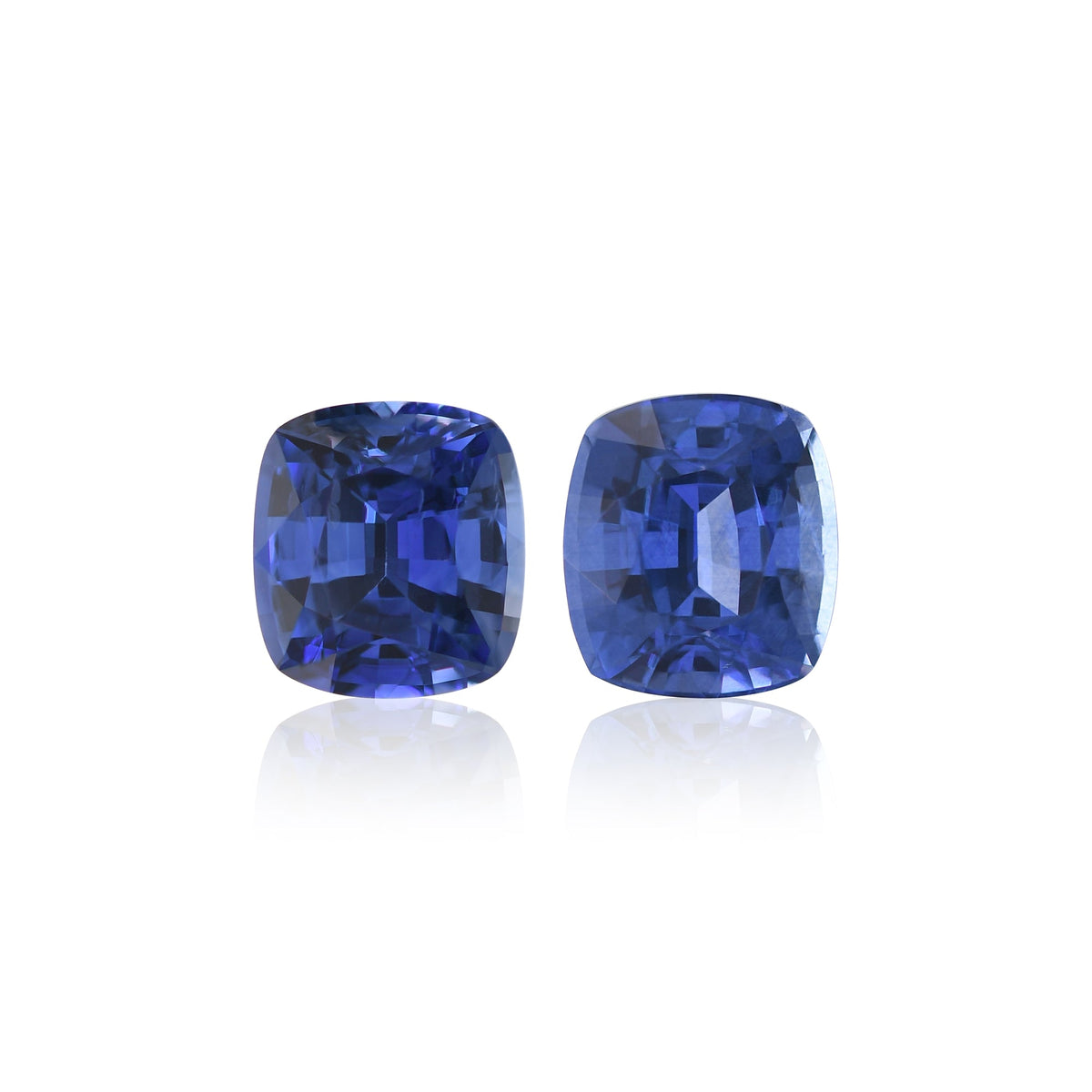Kissenförmiger Saphir | 4,39 ct | Blau | Ref. 711357