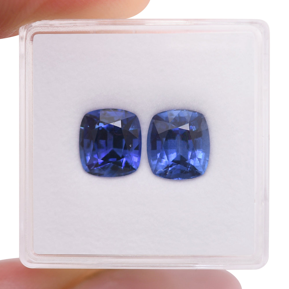 Kissenförmiger Saphir | 4,39 ct | Blau | Ref. 711357