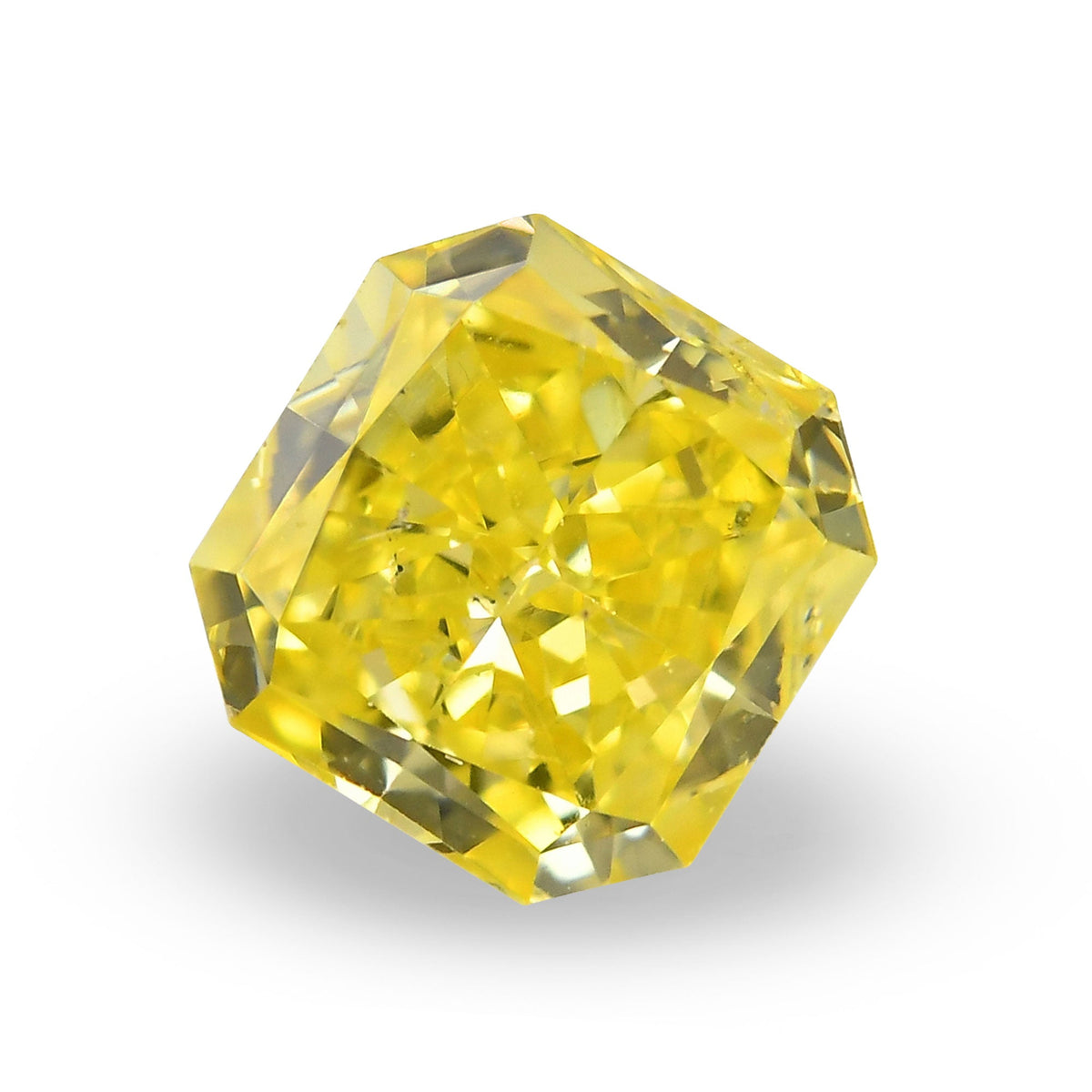 0,51 Karat Fancy Vivid Yellow Radiant (SI1) GIA