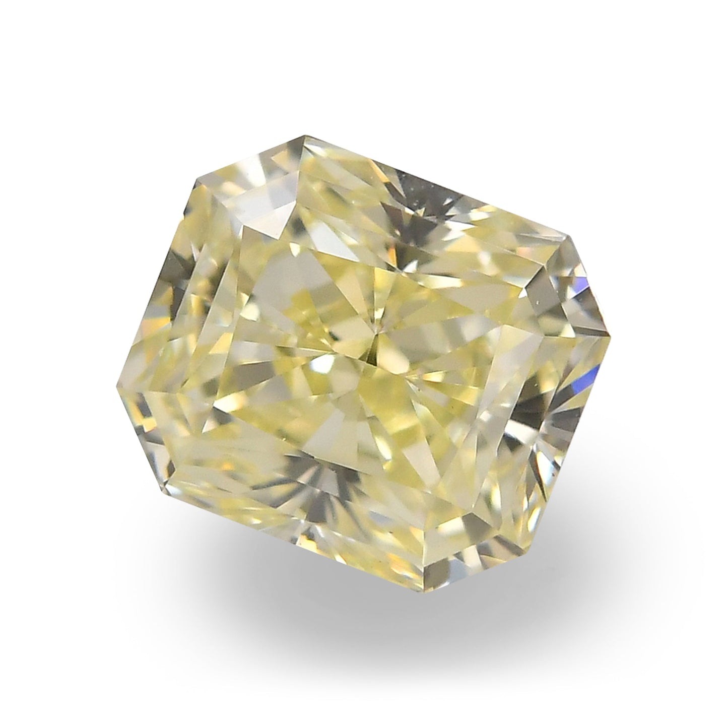 1,02 Karat W-X Radiant Diamant VS1 GIA