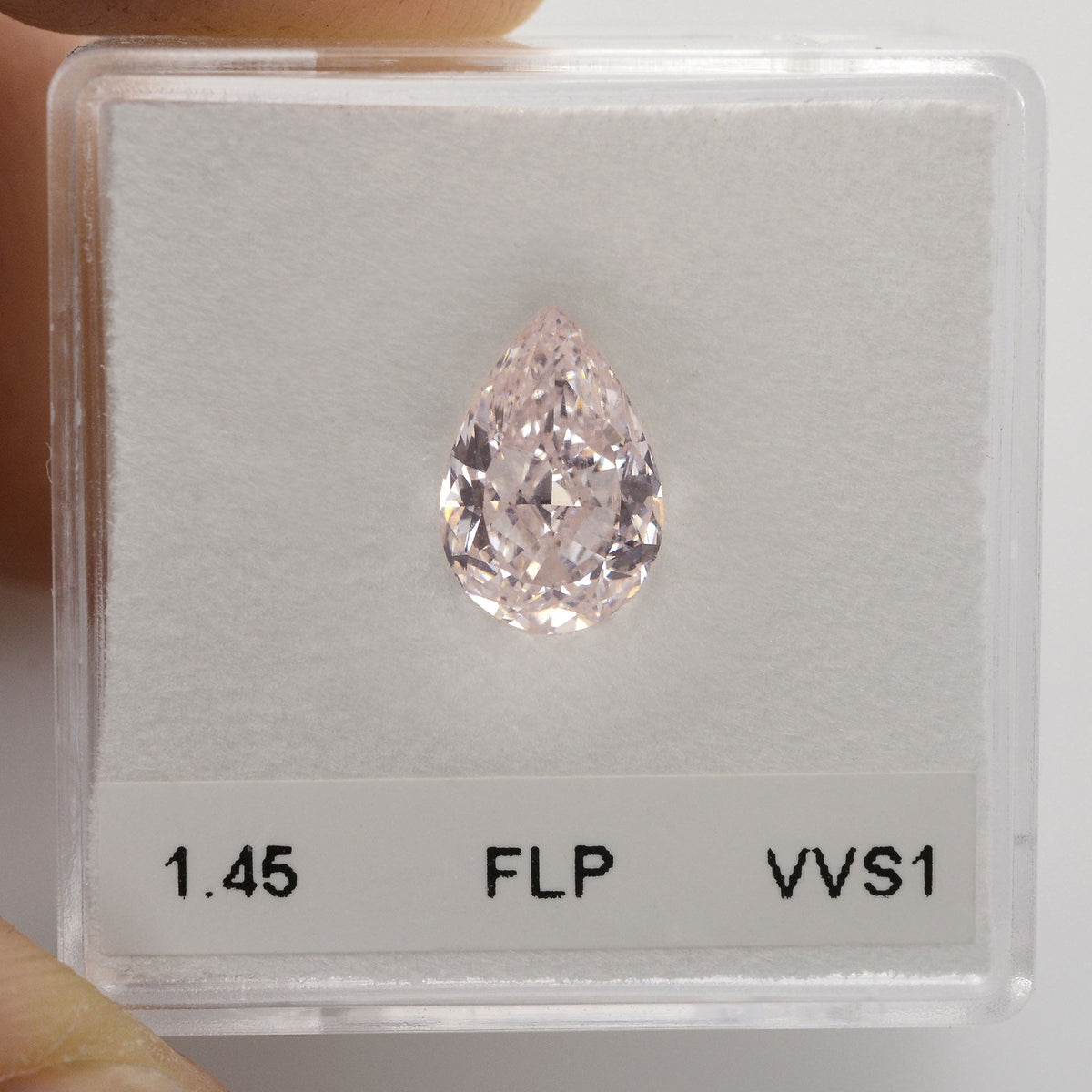 Pear Diamond | 1.45 ct | Fancy Light Pink | VVS1 | GIA | Ref 415819