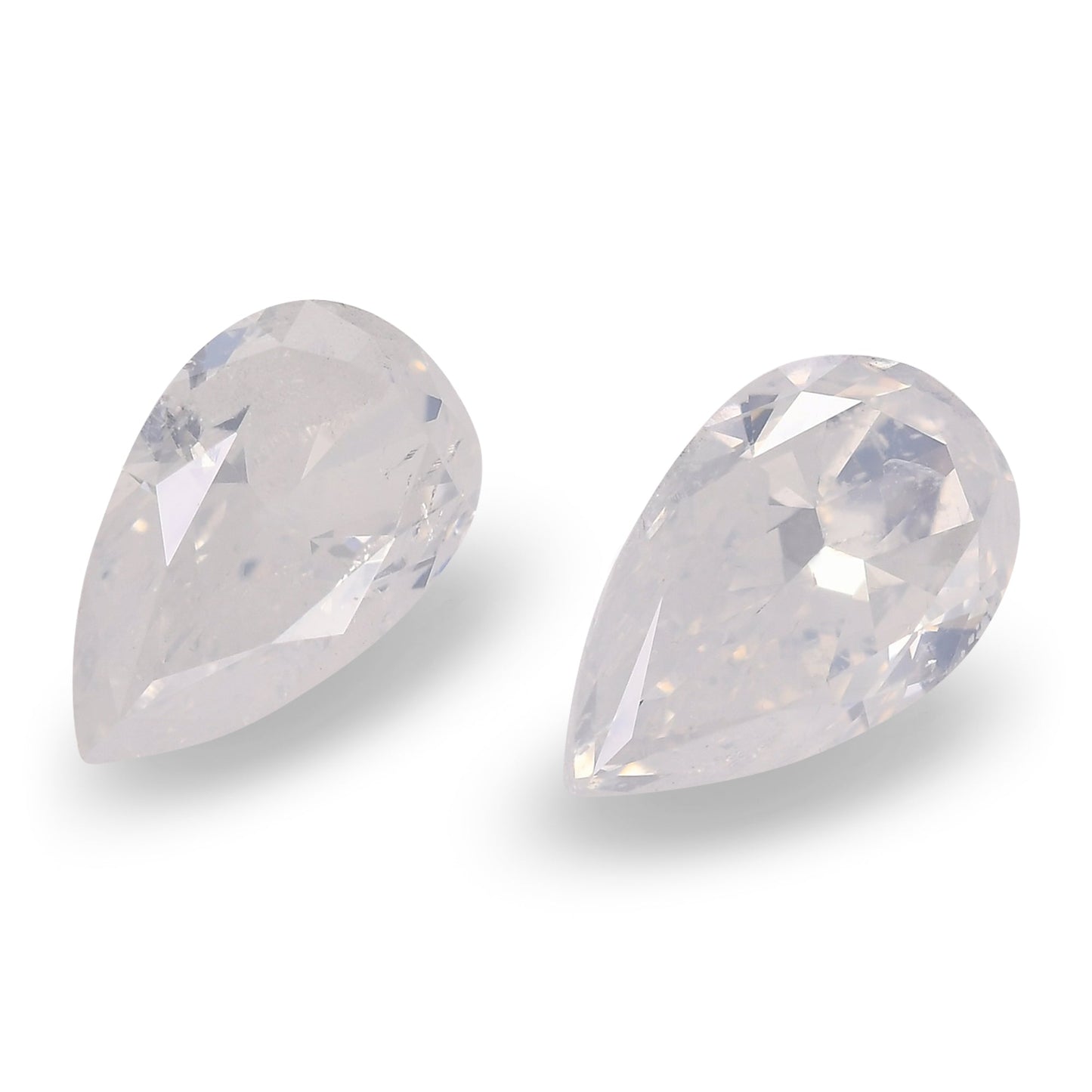 2,04 Karat Fancy White Birnenförmige Diamanten (SI2)