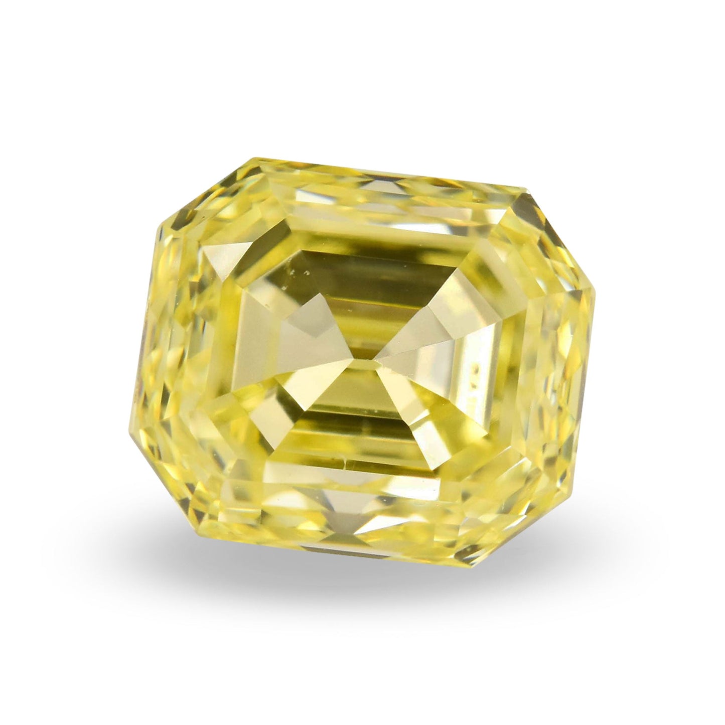 0,77 Karat Fancy Yellow Emerald Diamond VS2 GIA