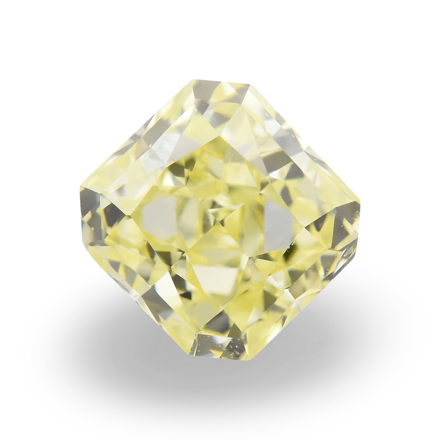 0,45 Karat Fancy Intense Yellow Radiant VVS1 IGI
