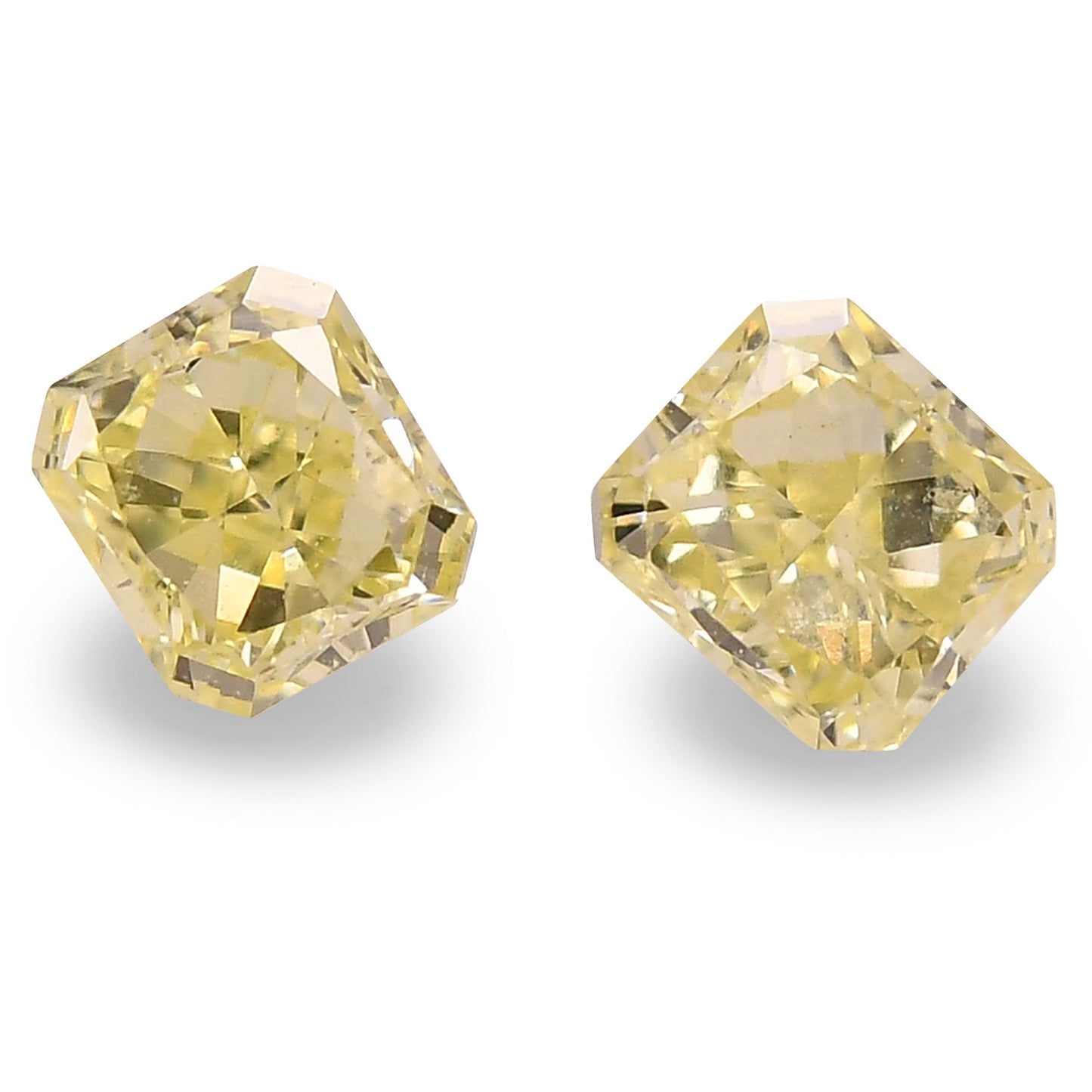 0,45 Karat Fancy Yellow Radiant Diamanten (VS)
