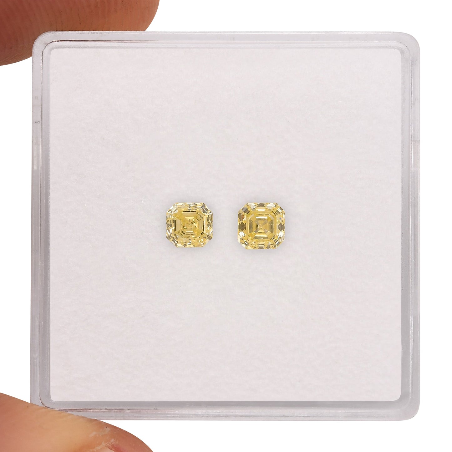 0,52 Karat Fancy Yellow Asscher Diamanten (VS2)