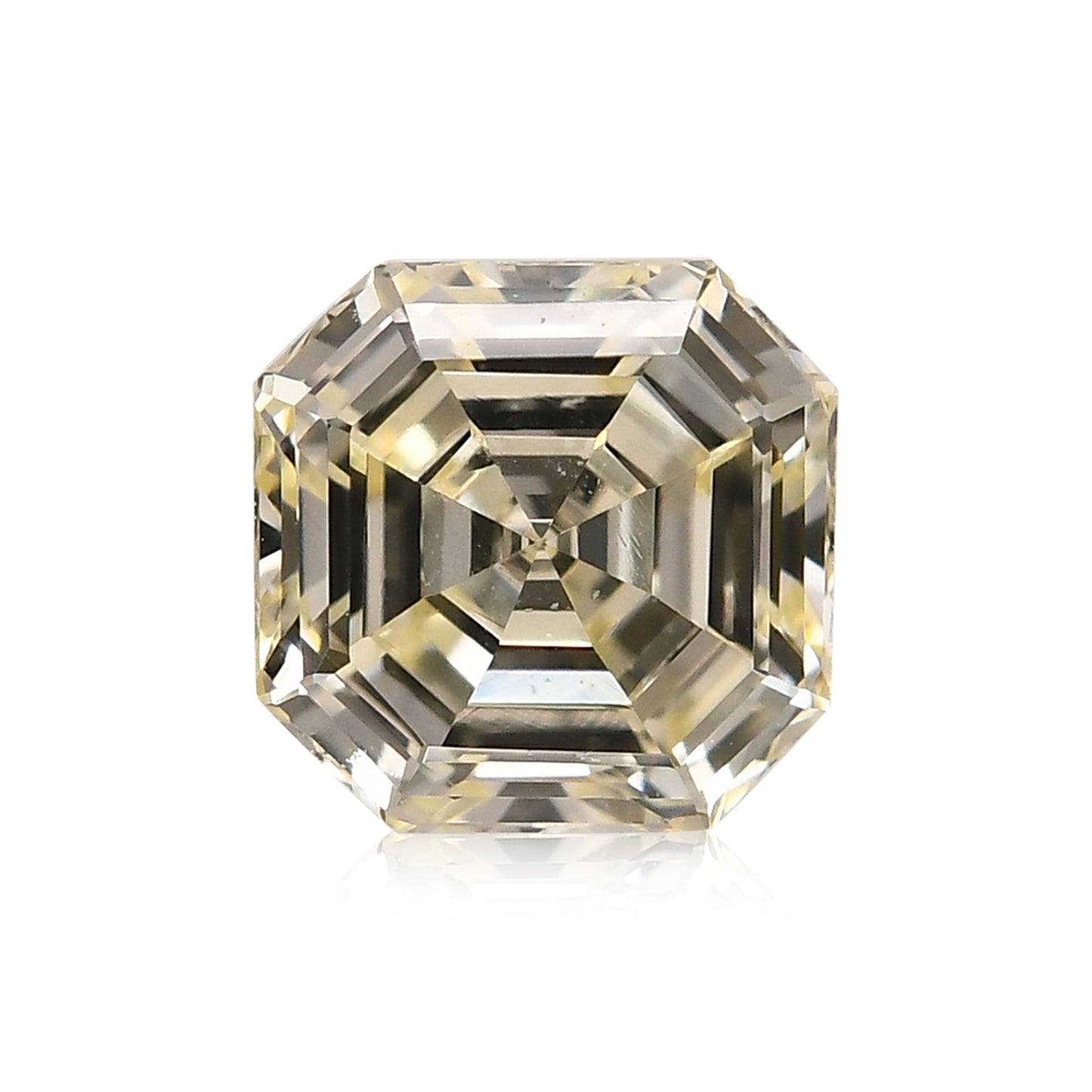 0,38 Karat W-X Asscher Diamant (VS1)