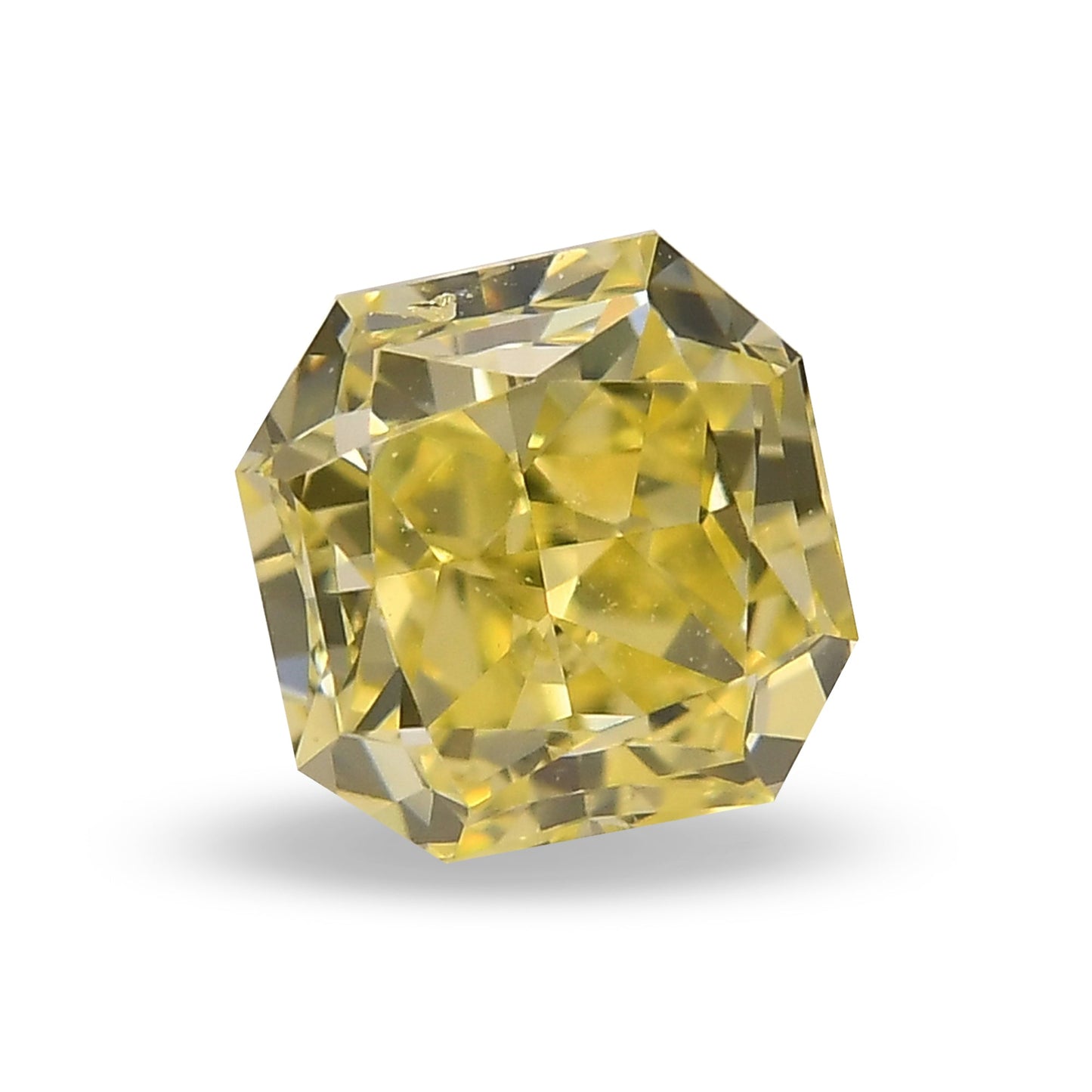 0,73 Karat Fancy Yellow Radiant SI1 GIA