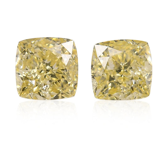 0,64 Karat Fancy Yellow Cushion Diamonds SI1