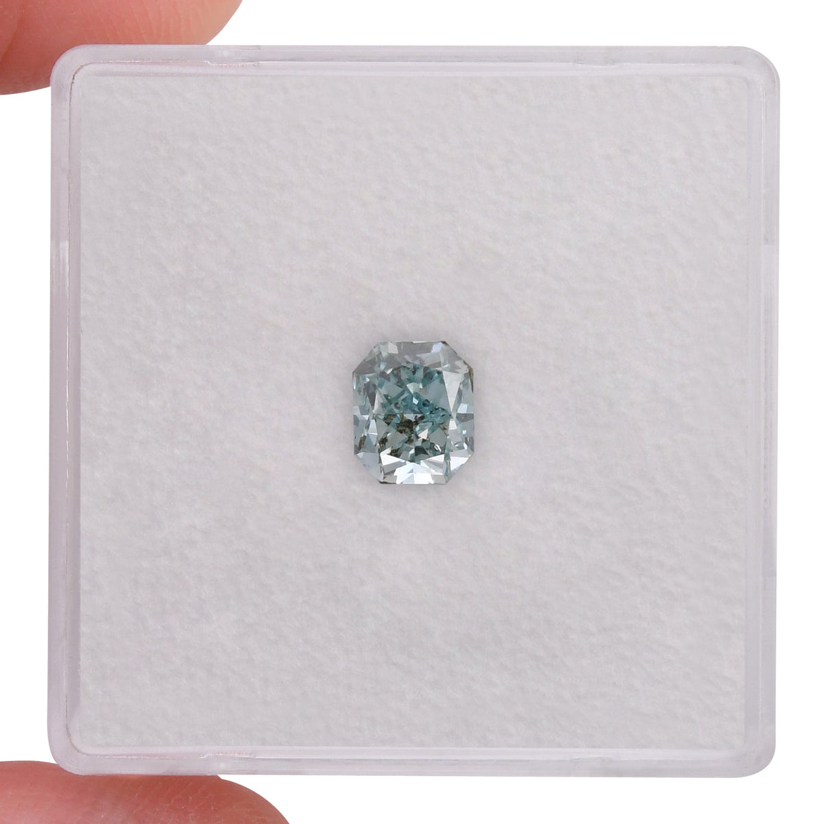 Strahlender Diamant | 0,92 ct | Intensives Blaugrün | SI1 | GIA | Ref. 492441