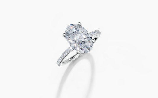 18K Oval 3 Carat F/G VS/SI Plain Plate Prong 4Pr Diamond Ring
