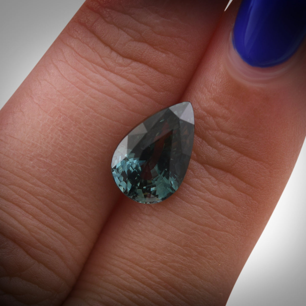 Pear Sapphire | 5.0 ct | Blue | GIA | Ref 721060
