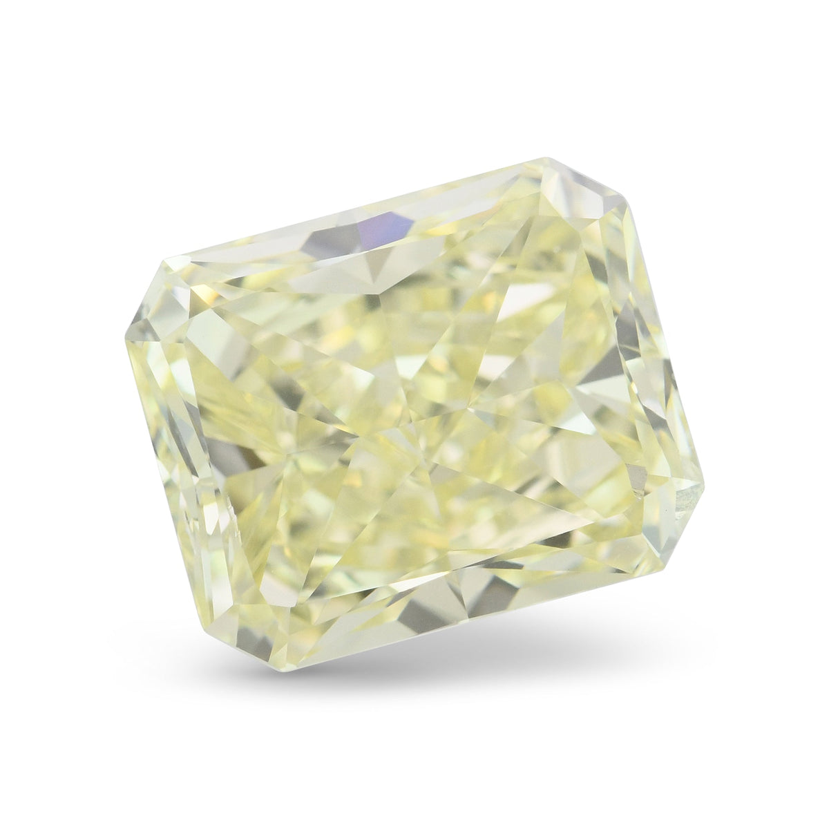 Radiant Diamond | 5.06 ct | S-T | SI1 | GIA | Ref 723334