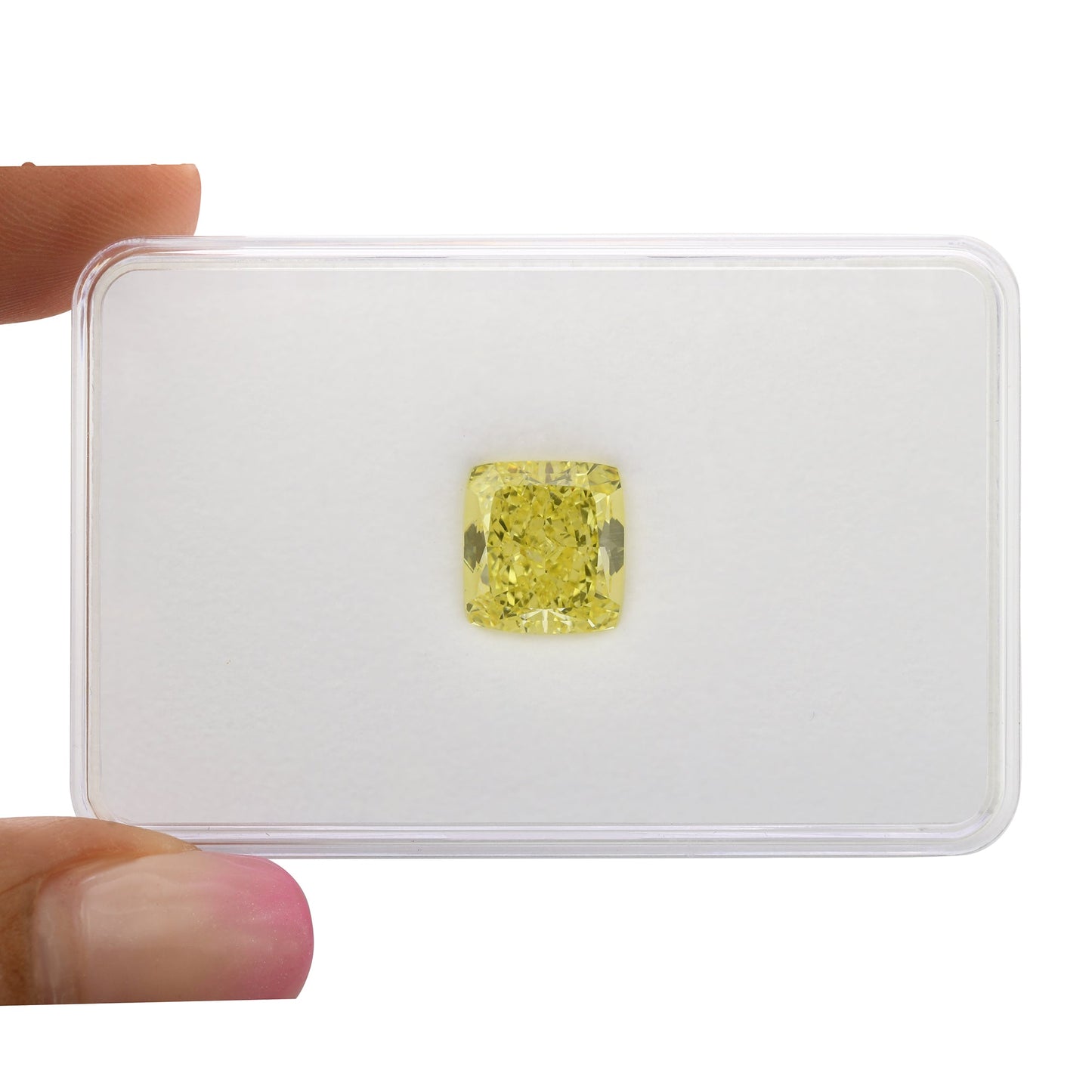5,42 Karat Fancy Intense Yellow Cushion Diamond SI2 GIA