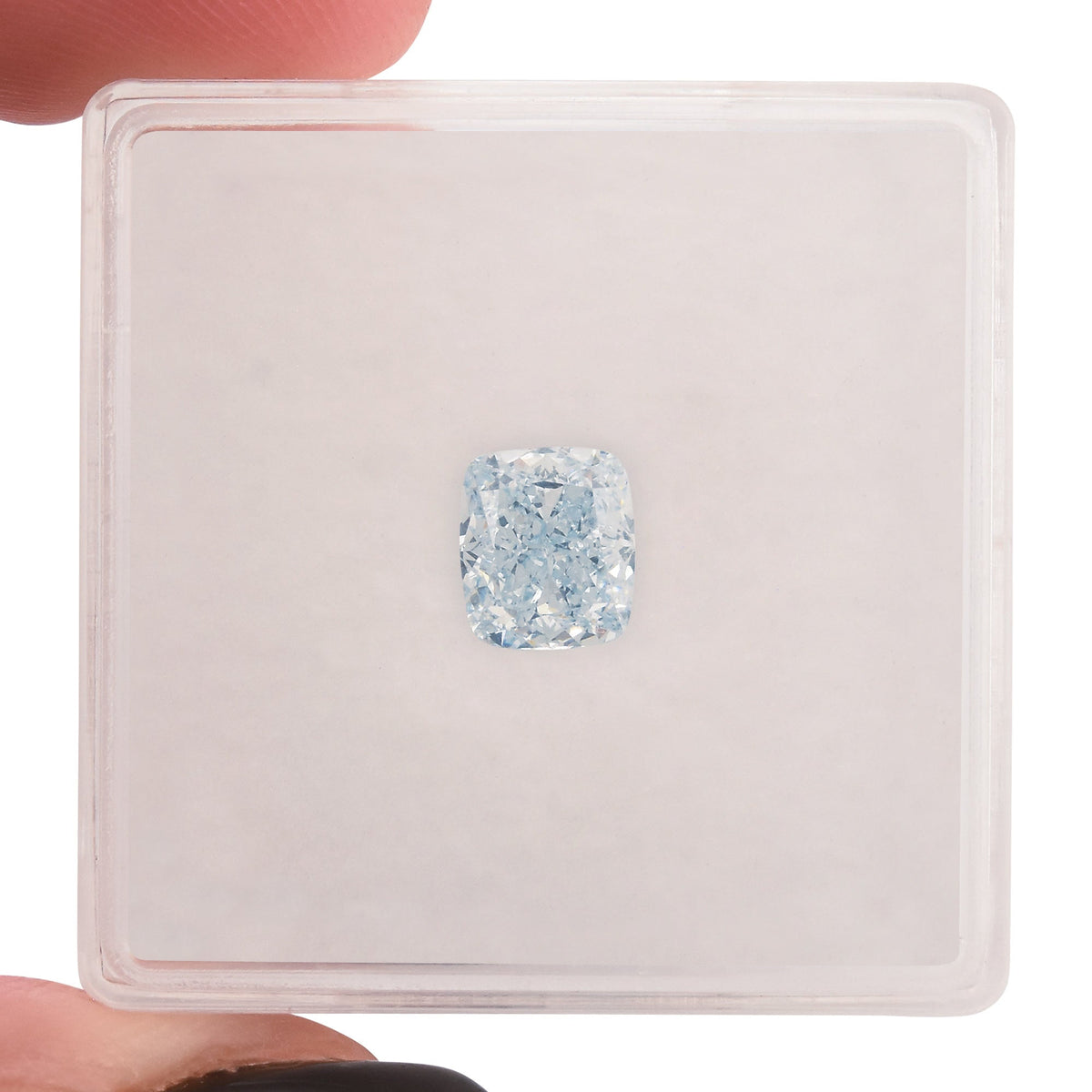 Cushion Diamond | 1.02 ct | Fancy Light Blue | VVS2 | GIA | Ref 519320