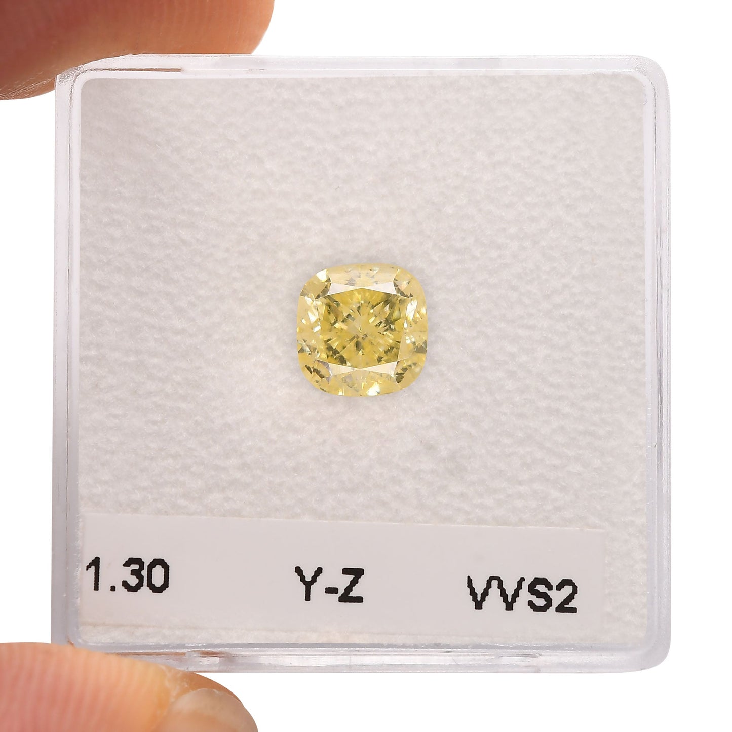1,30 Karat Y-Z Kissen-Diamant VVS2 GIA