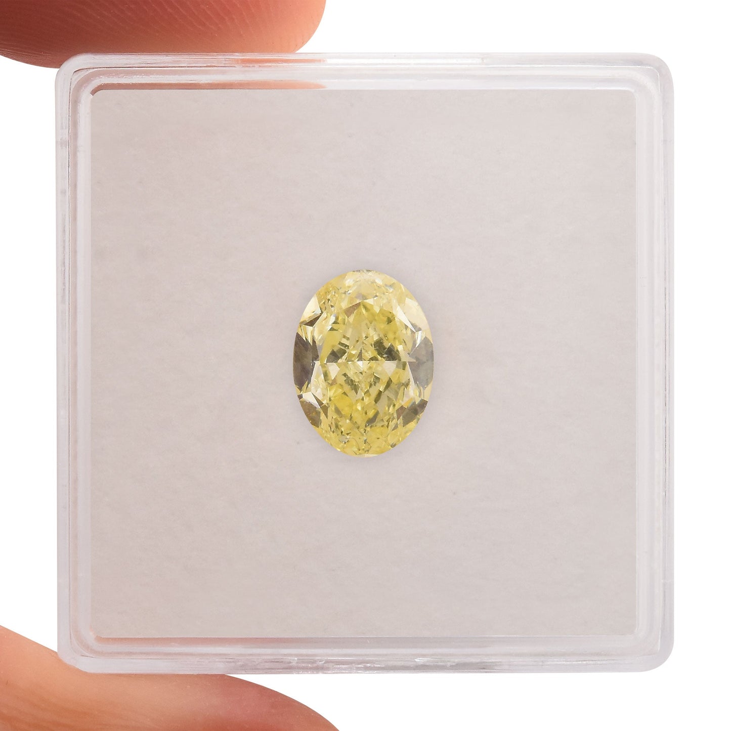 1,51 Karat Fancy Light Yellow Ovaler Diamant VVS2 GIA