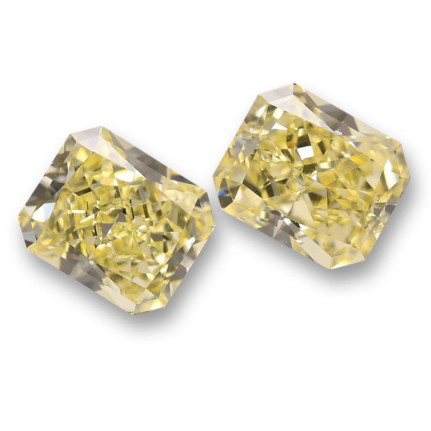 2,28 Karat Fancy Light Yellow Radiant Diamanten VVS1