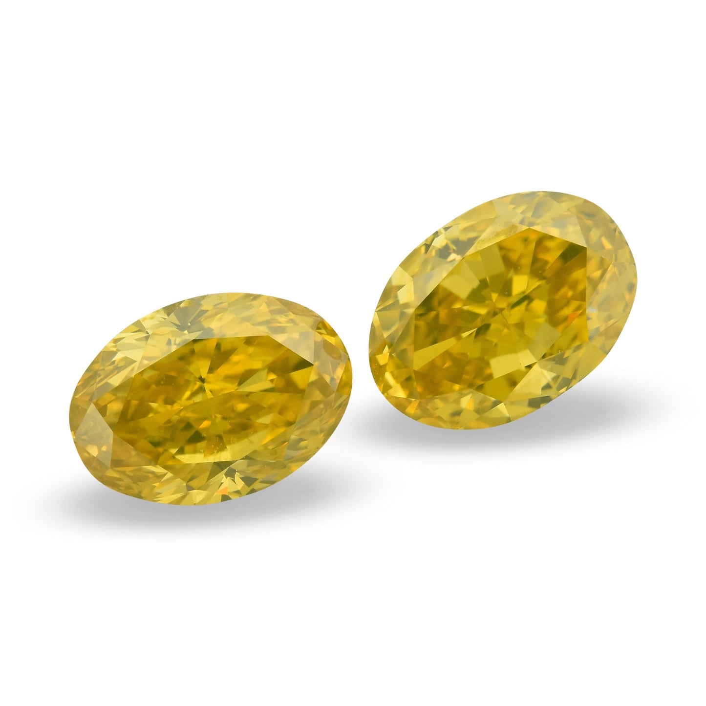 2,62 Karat Fancy Vivid Grünlich Gelbe Ovale Diamanten VS1