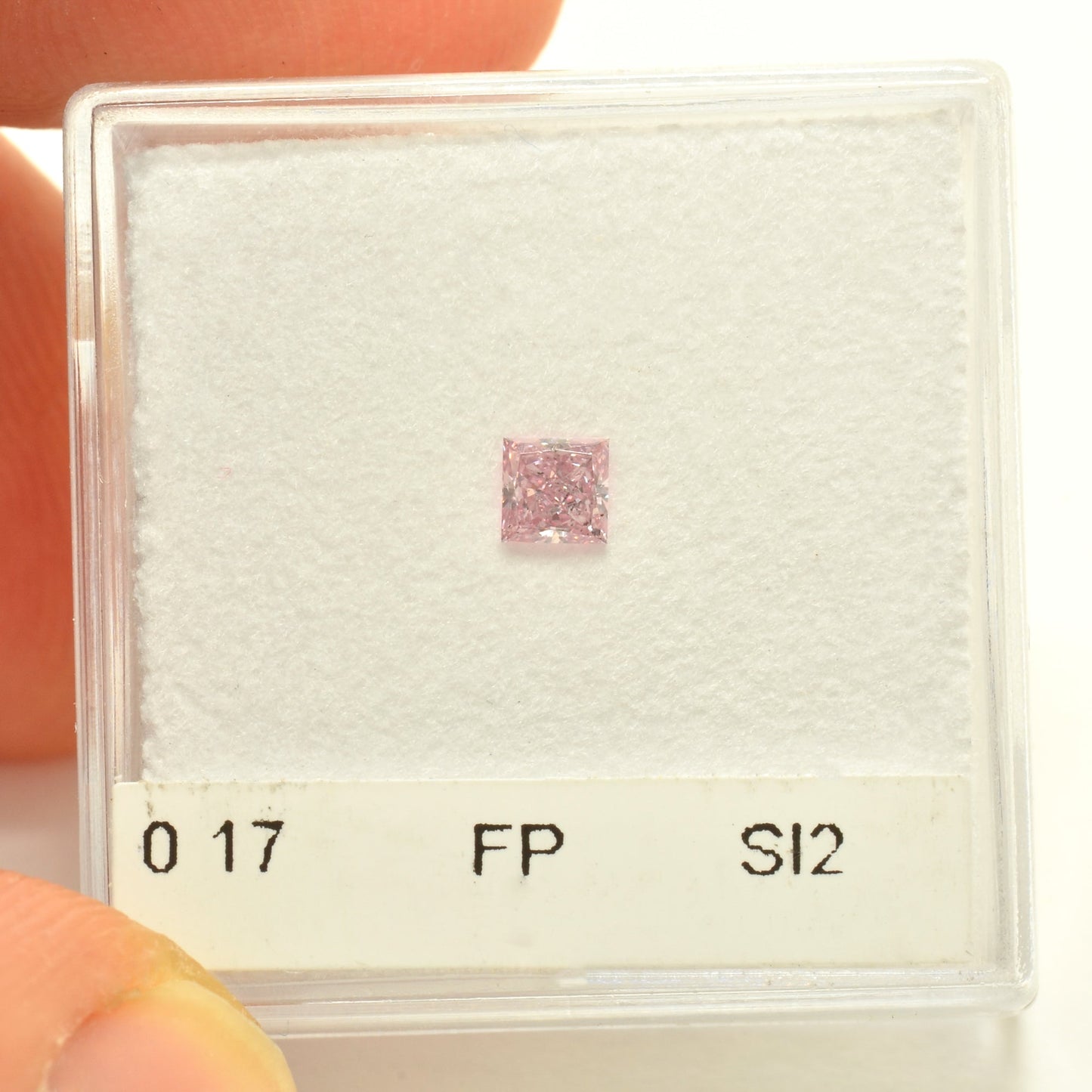 0,17 Karat Fancy Pink Princess Argyle Diamant SI2 GIA