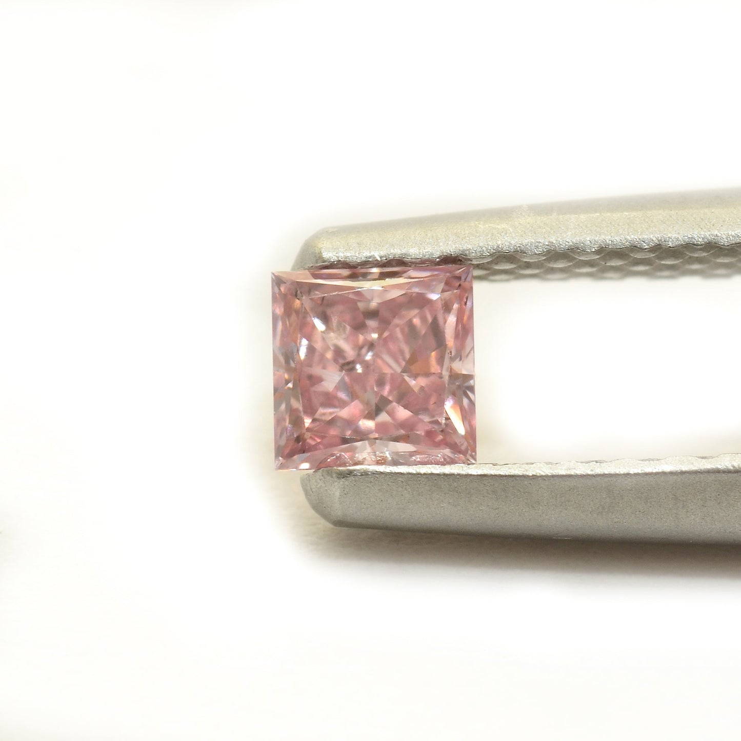 0,17 Karat Fancy Pink Princess Argyle Diamant SI2 GIA