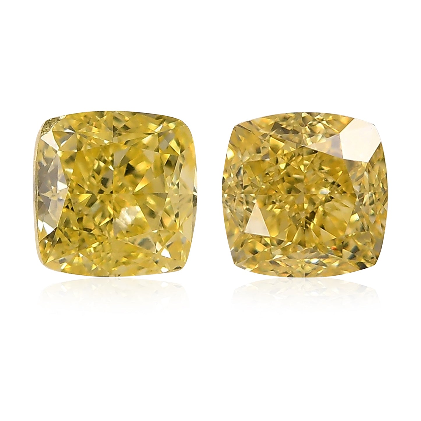2,09 Karat Fancy Intense Yellow Cushion Diamonds VS2