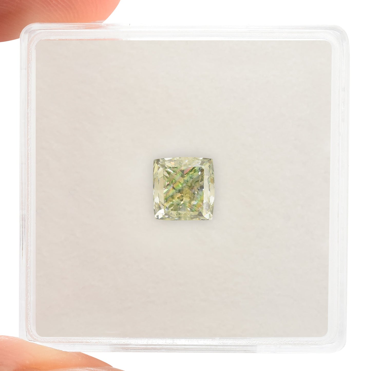 1,15 Karat Fancy Yellowish Green Cushion Diamond VS2 GIA