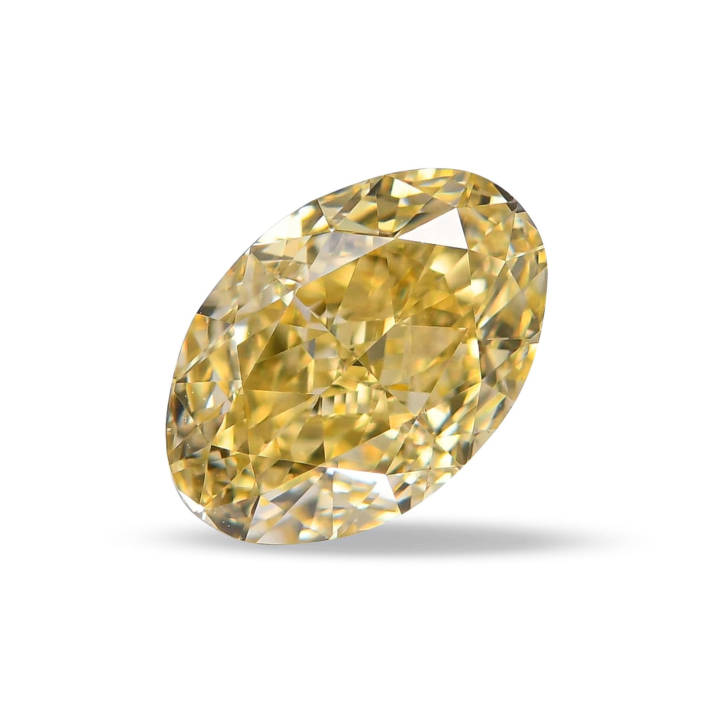 0,74 Karat Fancy Yellow Oval Diamond VVS2 GIA