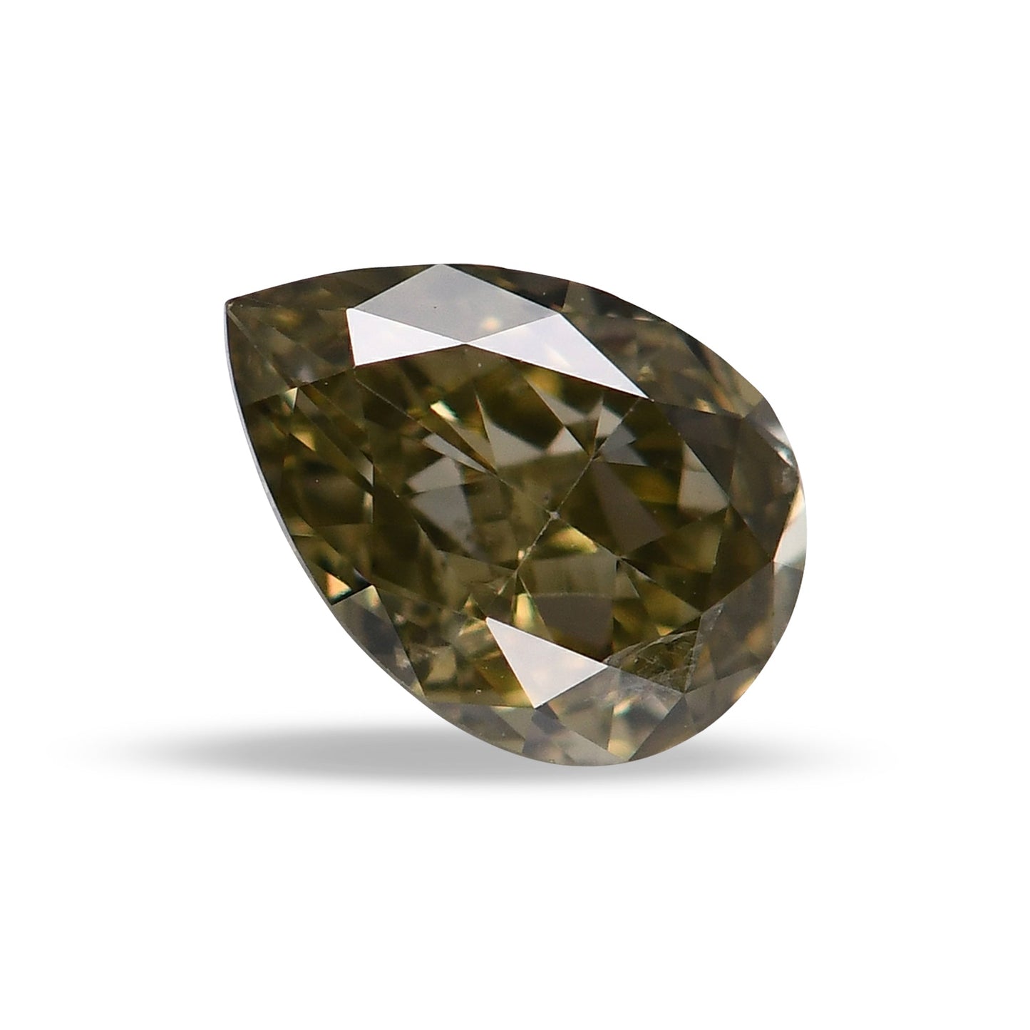 0,36 Karat Chamäleon-Birnen-Diamant I1 GIA