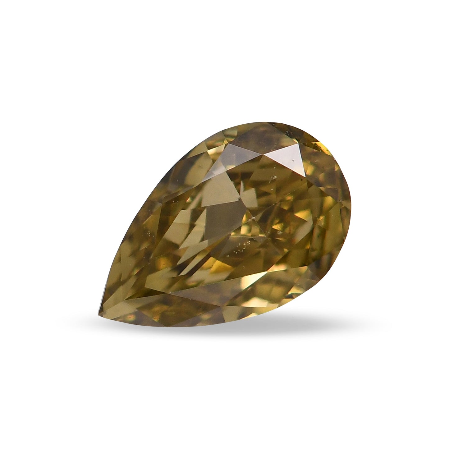 0,38 Karat Chamäleon-Birnen-Diamant SI1 GIA