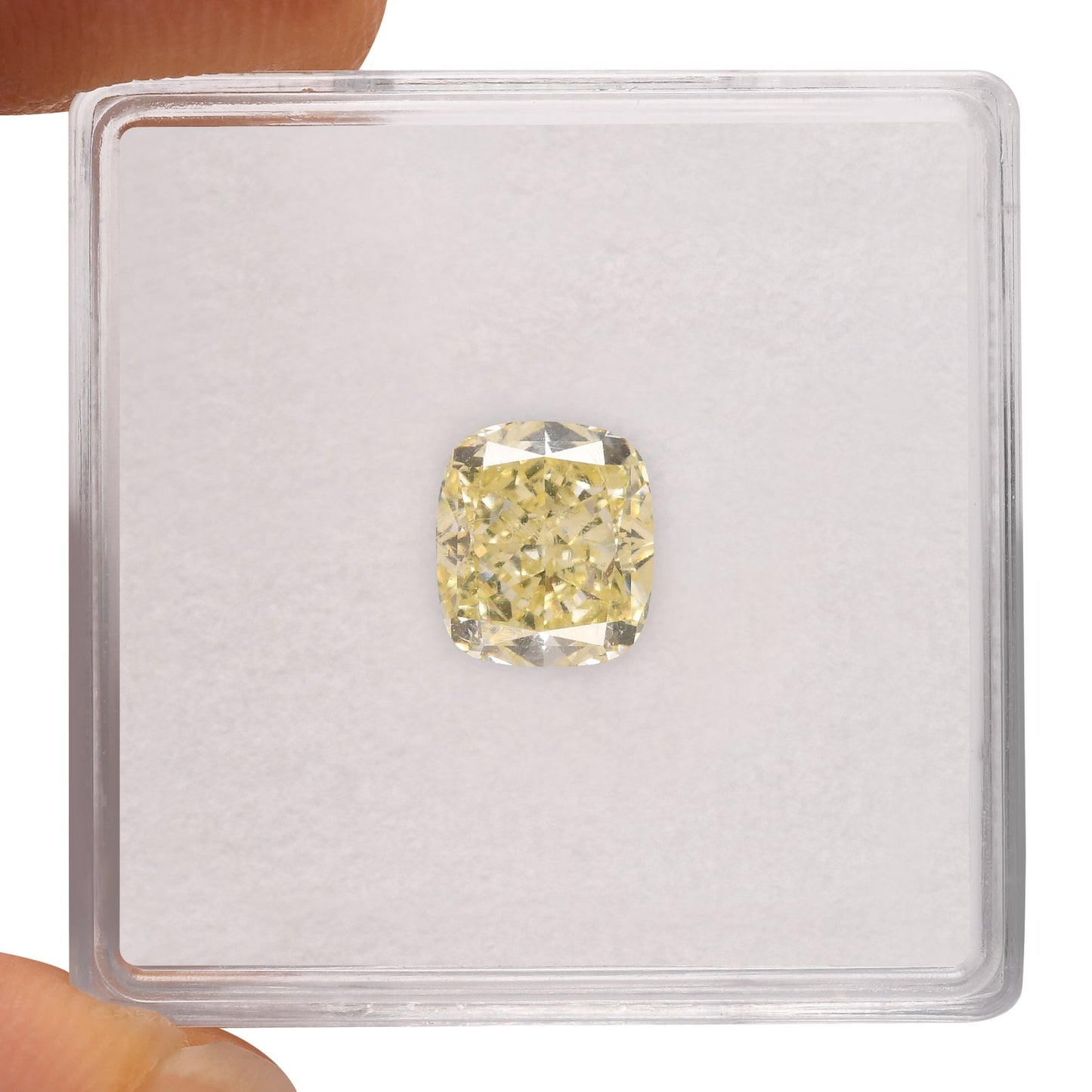 1,74 Karat Fancy Light Yellow Cushion Diamond VVS2 GIA