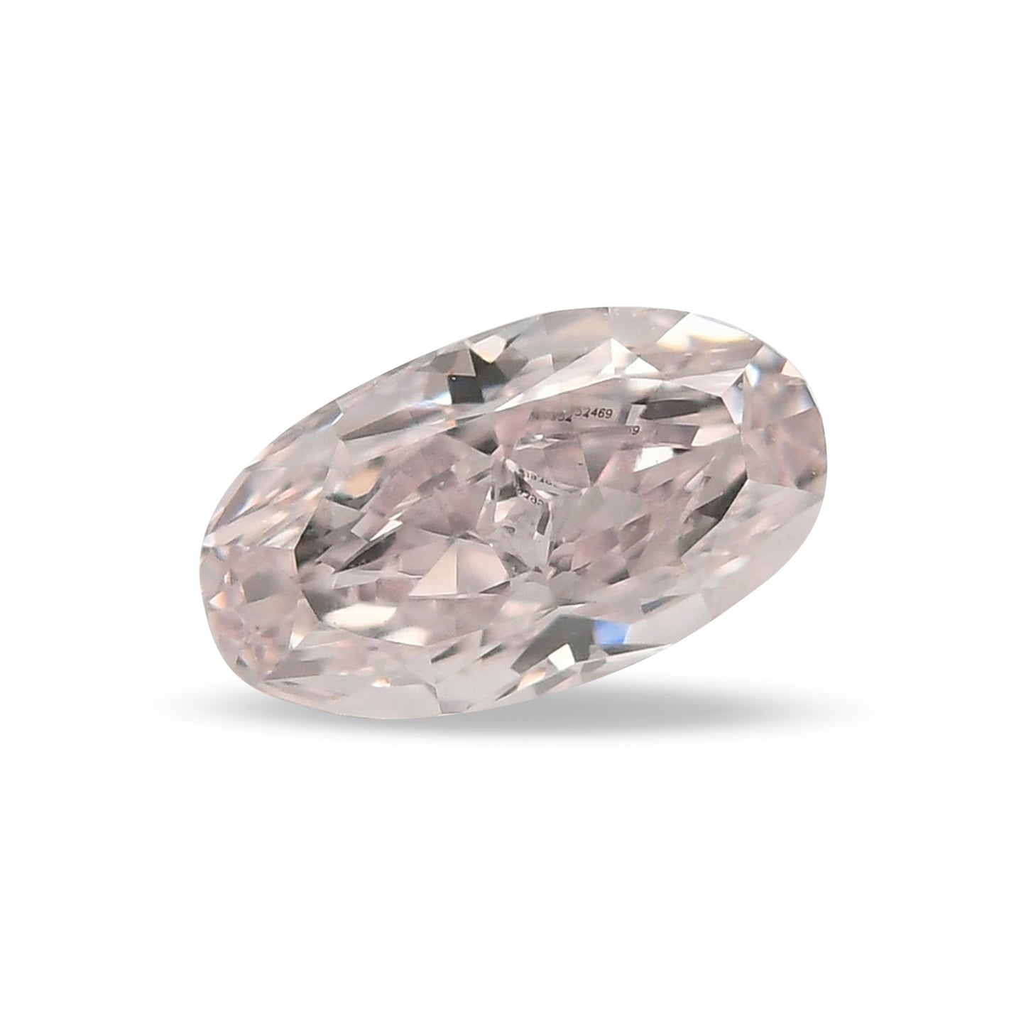 0,34 Karat sehr hellrosa ovaler Diamant VVS1 GIA