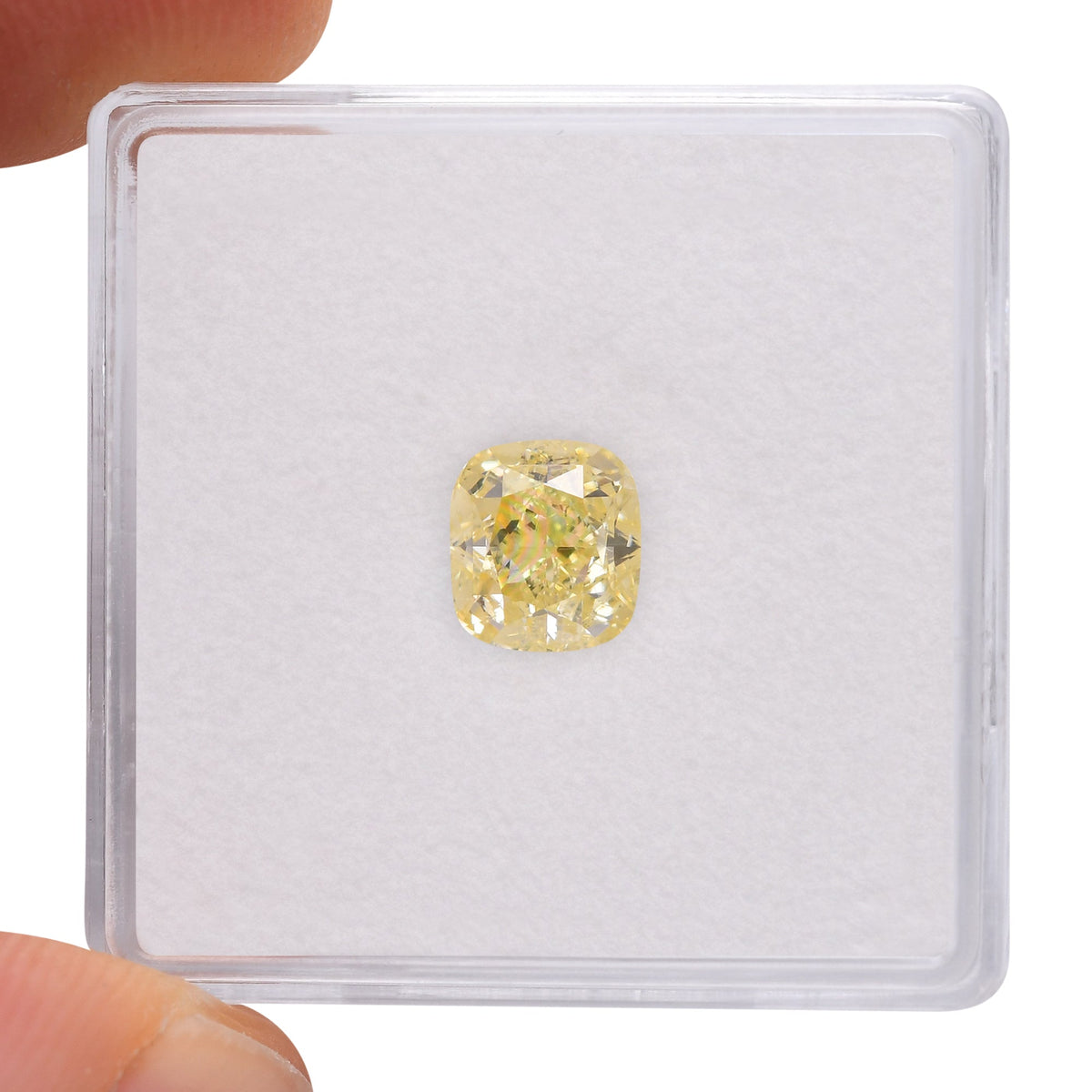 Cushion Diamond | 1.41 ct | Fancy Light Yellow | VS1 | GIA | Ref 564326