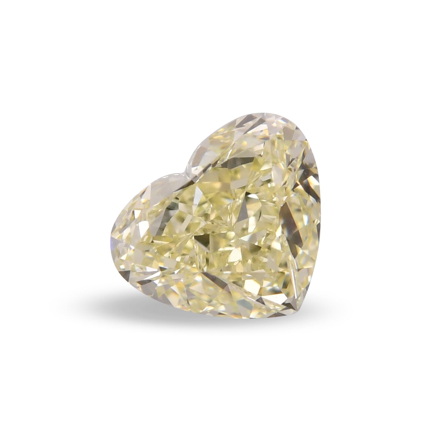 1,21 Karat Y-Z-HERZ-Diamant VVS2 GIA