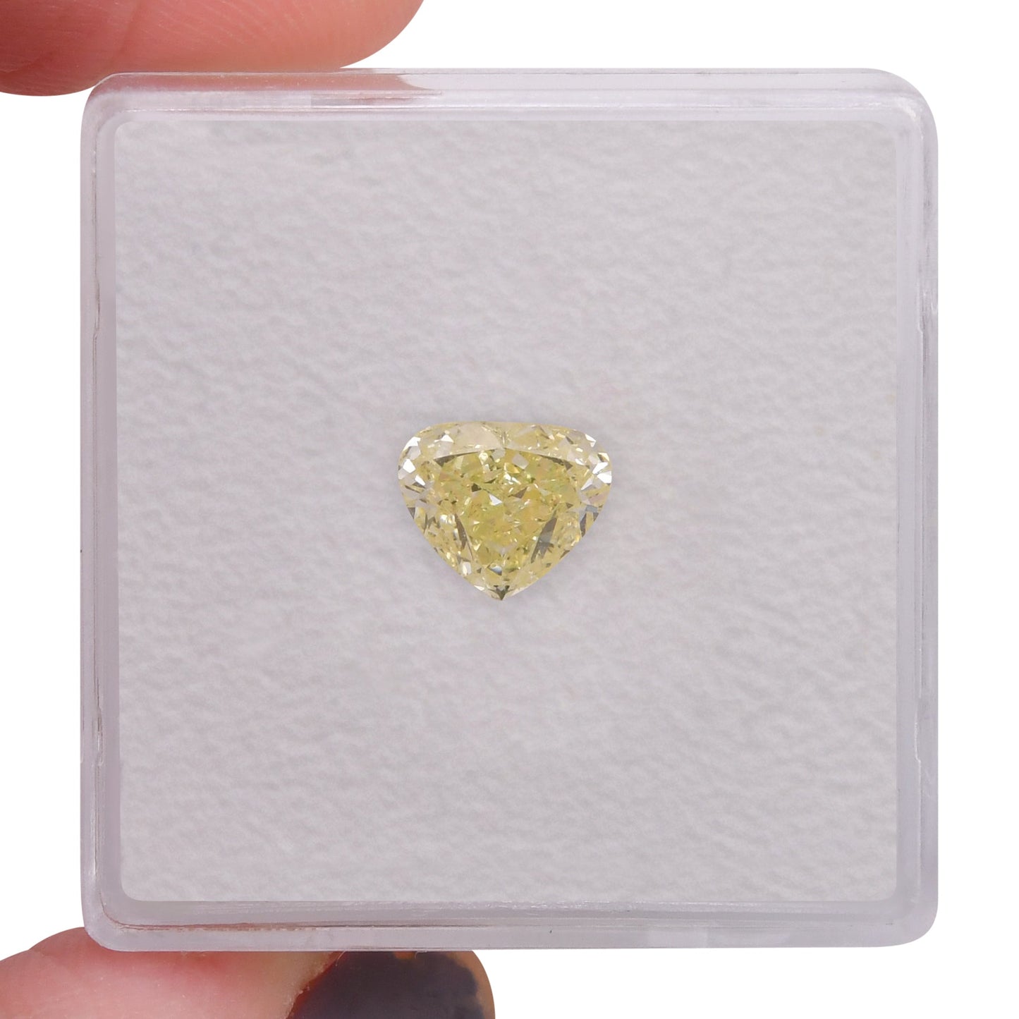 1,21 Karat Y-Z-HERZ-Diamant VVS2 GIA