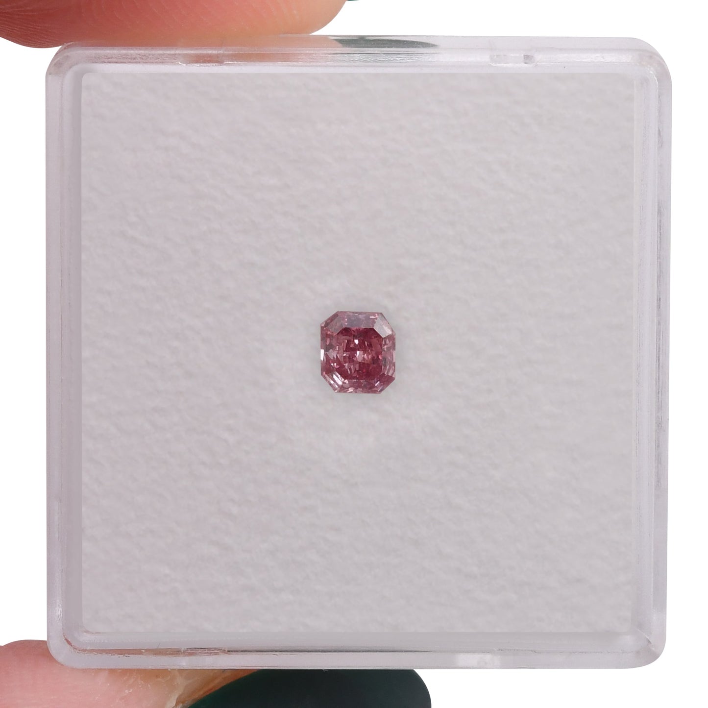 0,19 Karat Fancy Intense Purplish Pink Radiant (I2) GIA